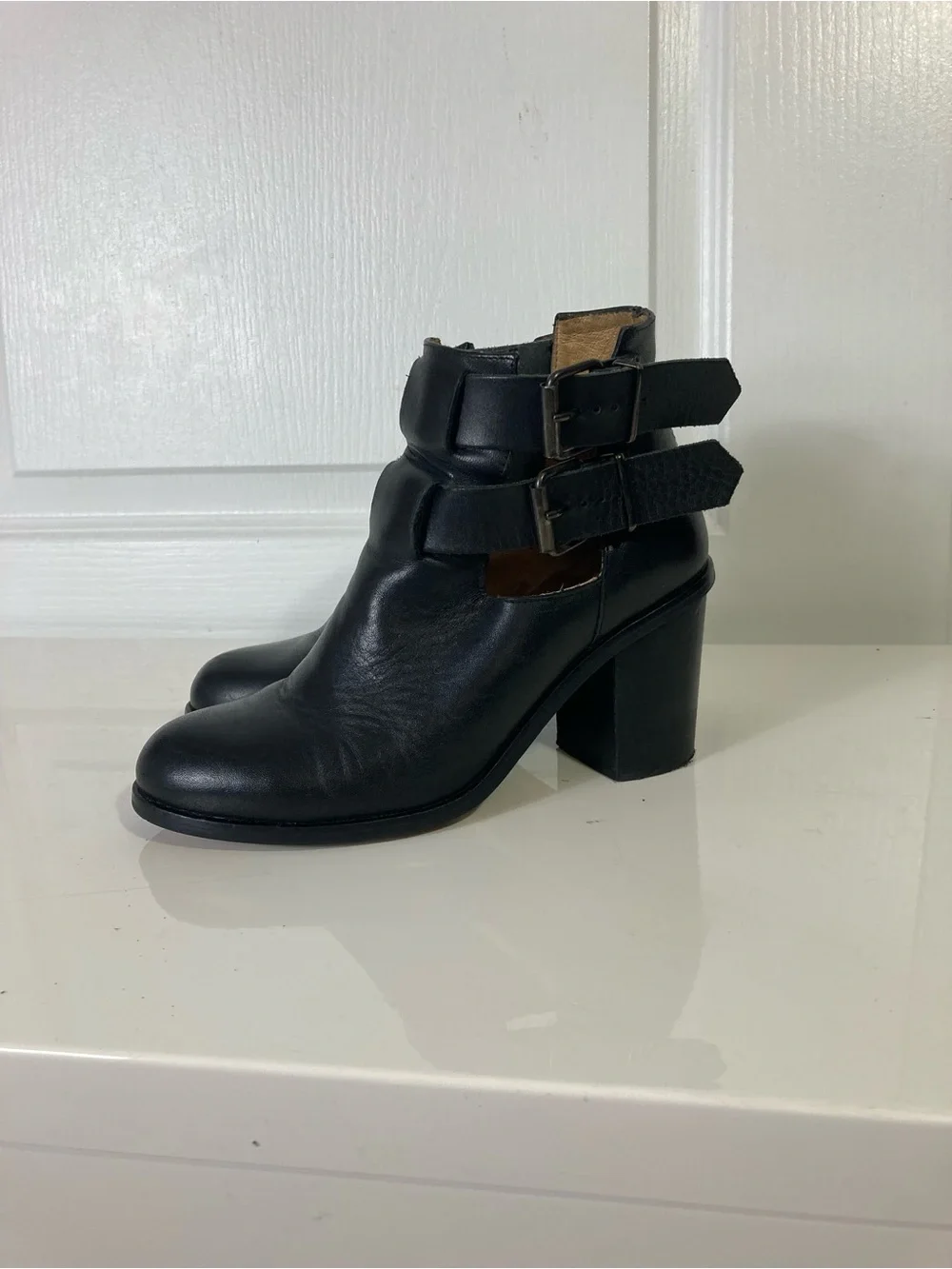 OFFICE LONDON Boots EU 37/US 7 Black Leather 2-Straps Buckle Stack Block Heel